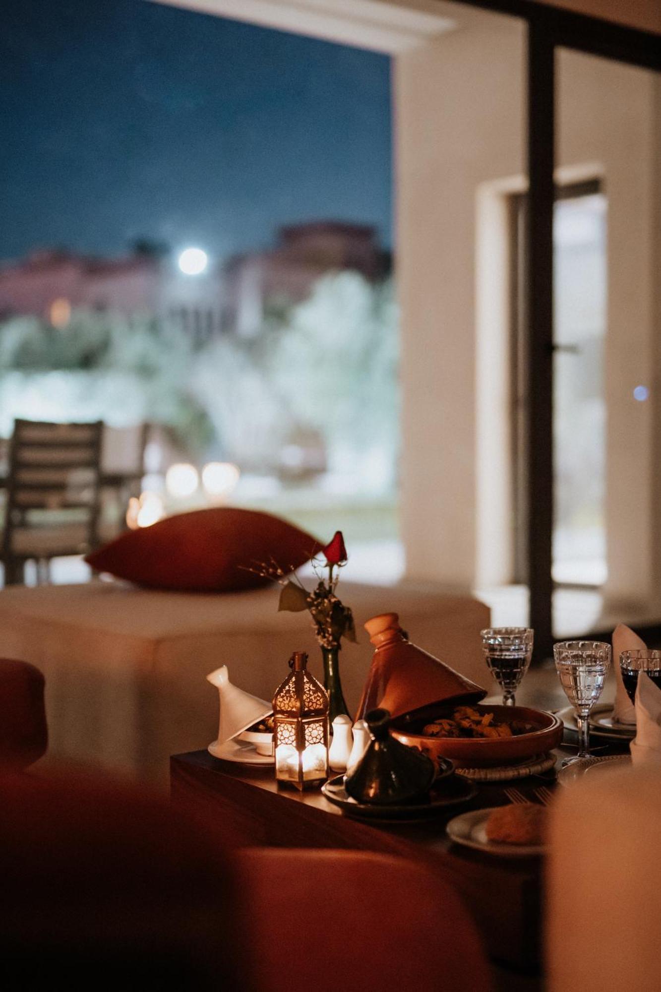 Les Roses By La Siredrah Otel Ait Bou Zguia Dış mekan fotoğraf